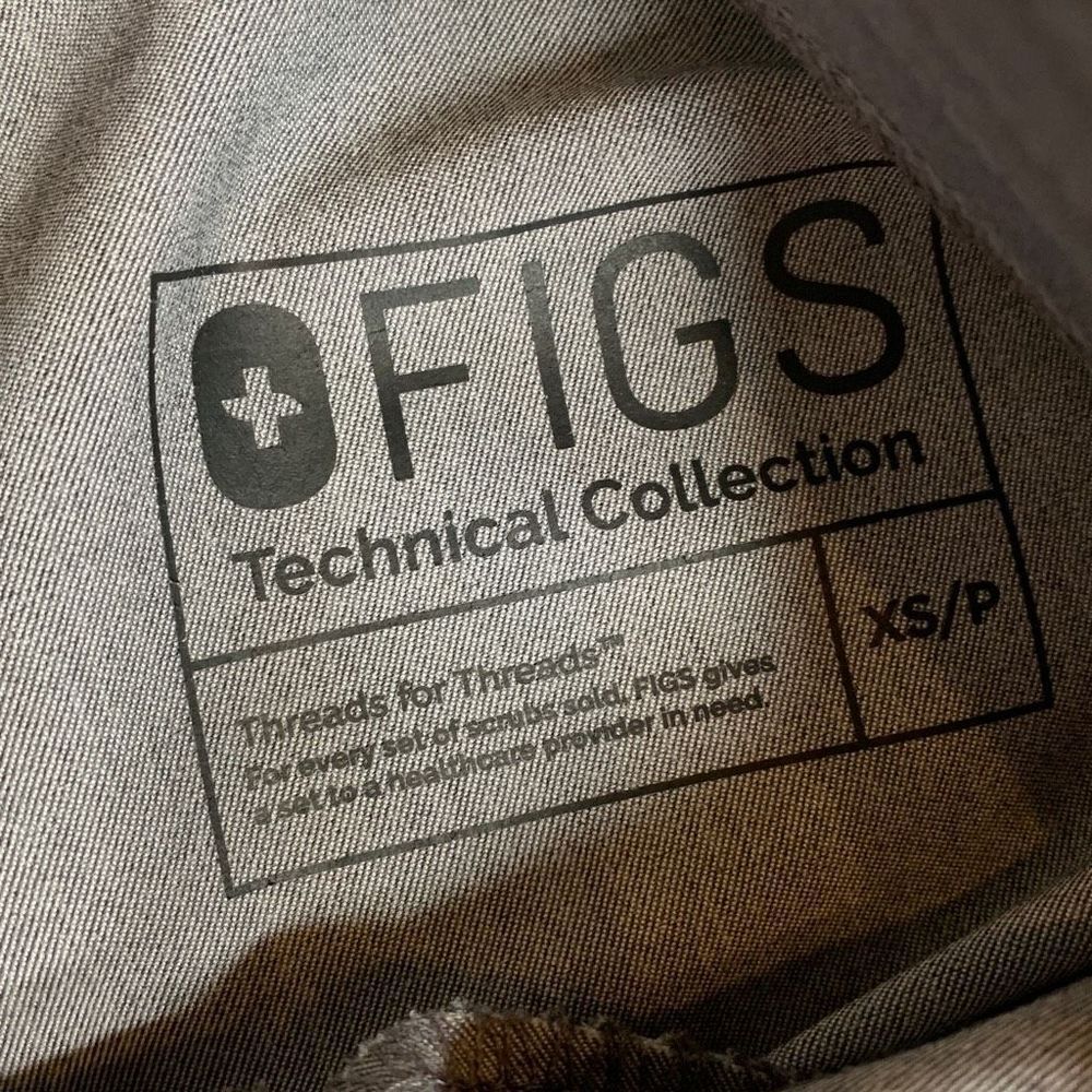 Figs Technical Collection Axim Cargo Scrub Pants Gray size XS - Picture 4 of 4